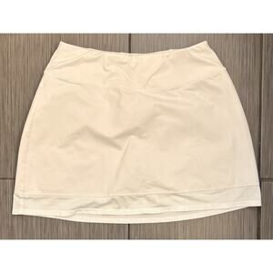 DSG Women’s White Skirt Size Medium Tennis Pickleball Golf